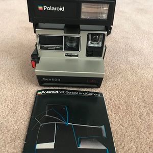 Polaroid Sun 600 Series Land Camera